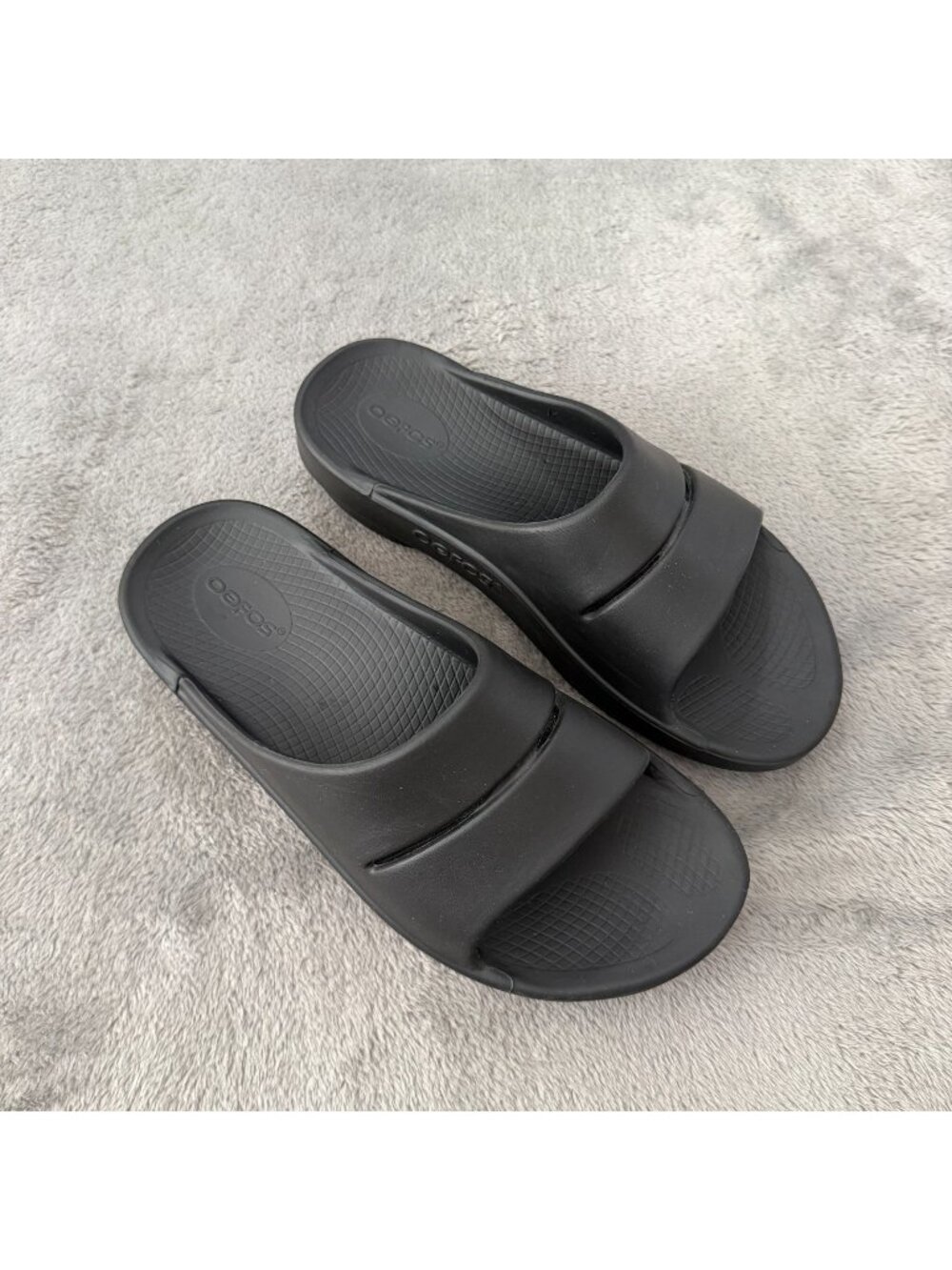 Oofos Ooahh Slide Sandals Black Womens size 9 Mens 7 Unisex Comfort Recovery